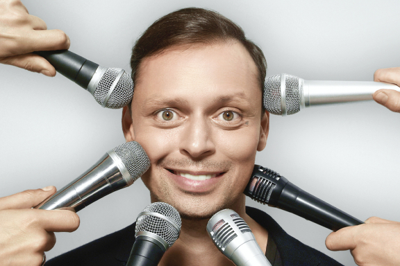 Виктор Комаров