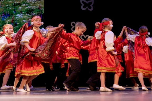 &Zcy;&vcy;&iocy;&zcy;&dcy;&ocy;&chcy;&kcy;&icy; &dcy;&iecy;&tcy;&scy;&kcy;&ocy;&jcy; &ecy;&scy;&tcy;&rcy;&acy;&dcy;&ycy;