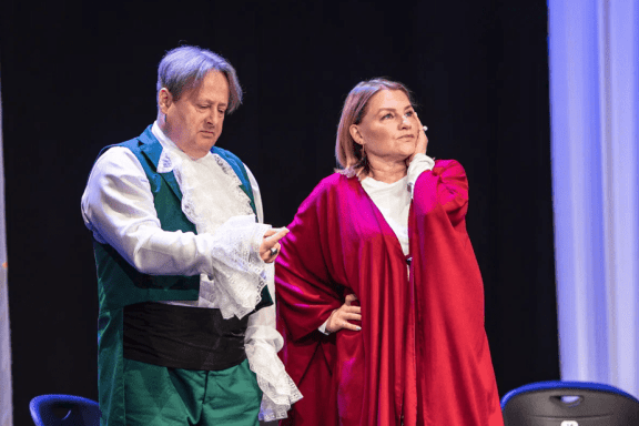 Спектакль «Опасный холостяк»