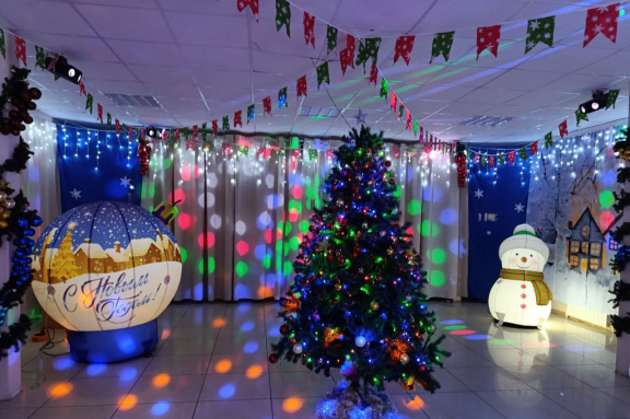 Волшебный домик Деда Мороза