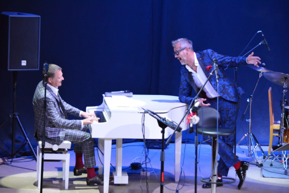 &SHcy;&iecy;&dcy;&iecy;&vcy;&rcy;&ycy; &mcy;&icy;&rcy;&ocy;&vcy;&ocy;&jcy; &ecy;&scy;&tcy;&rcy;&acy;&dcy;&ycy; &icy; &dcy;&zhcy;&acy;&zcy;&acy;