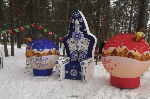 Волшебный домик Деда Мороза